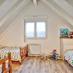 Maison Familiale Lumineuse Pres De La - Fr-1-788-99 *