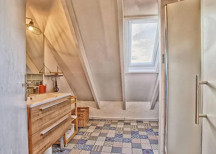 Maison Familiale Lumineuse Pres De La - Fr-1-788-99